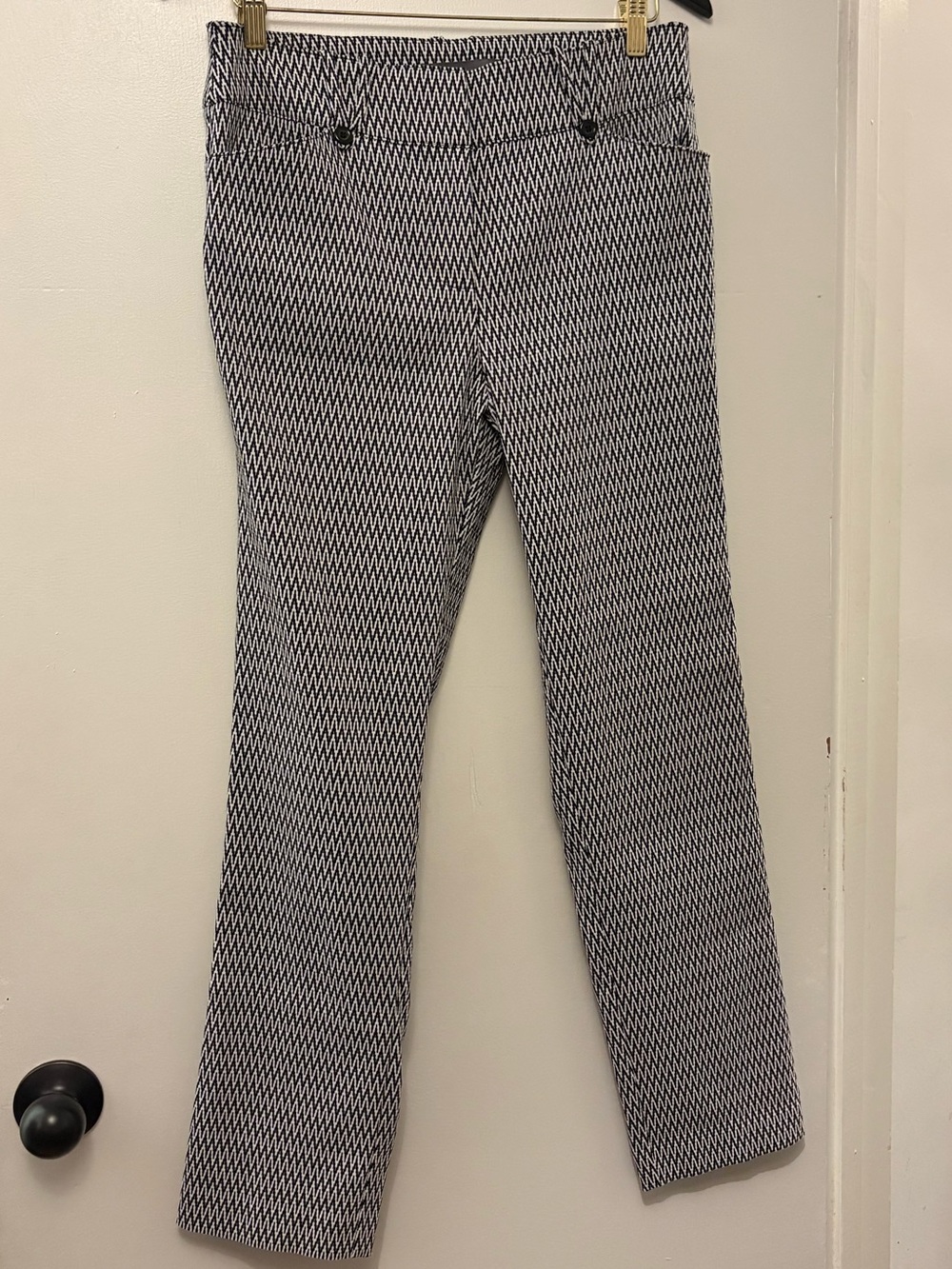 π₯π 2/$15ππ₯zig zag black and white stretch trouser